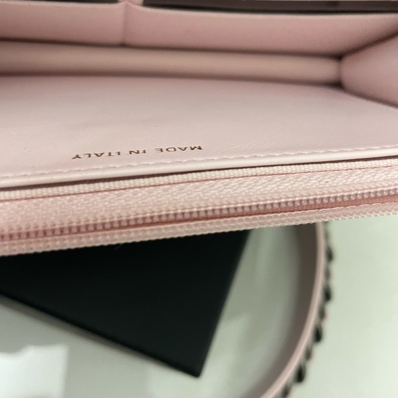 ***S0LD***on another platform. Chanel 19 wallet on chain. Pink (Rose). New. - Picture 5 of 10